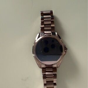 Rose Gold Smartwatch